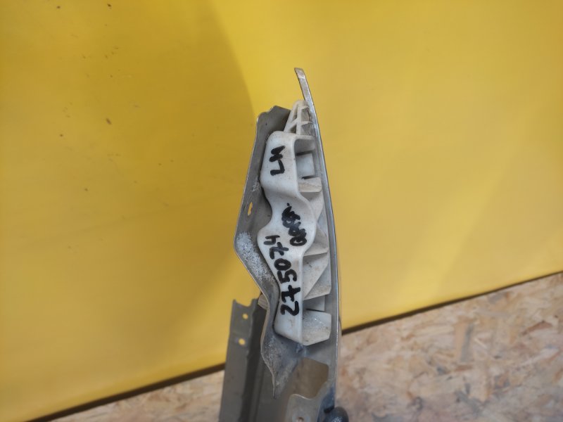 Кронштейн переднего бампера (на крыле) левый NISSAN QASHQAI 07-14 62223-JD000 Б/У