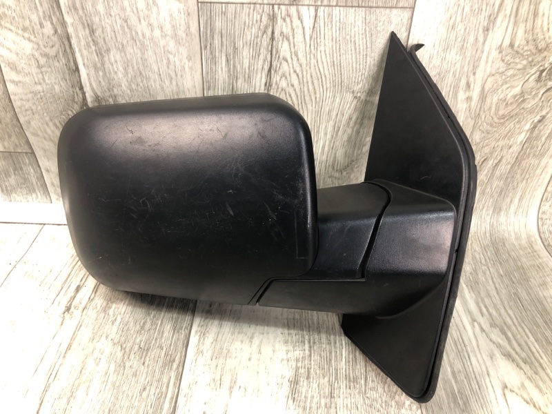 Зеркало правое NISSAN QX56 / TITAN / ARMADA 04-16 96301-ZH00A Б/У