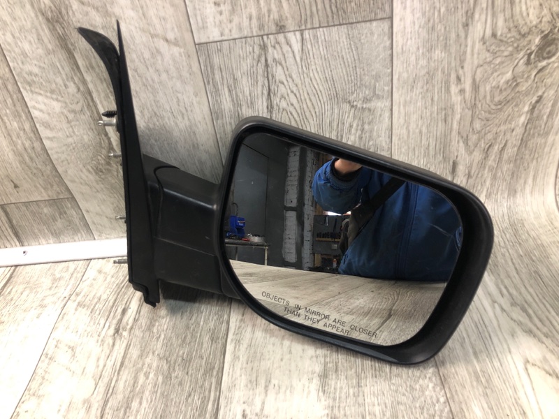 Зеркало правое QX56 / TITAN / ARMADA 04-16