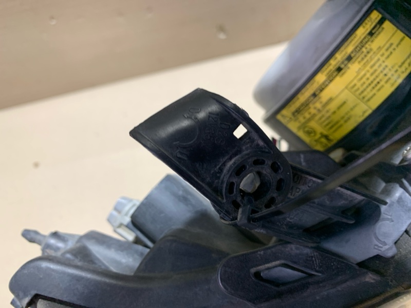 Фара правая LEGACY 03-09 BL/BP