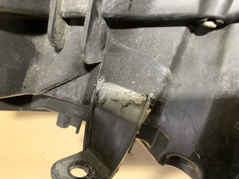 Фара правая LEAF 10-17