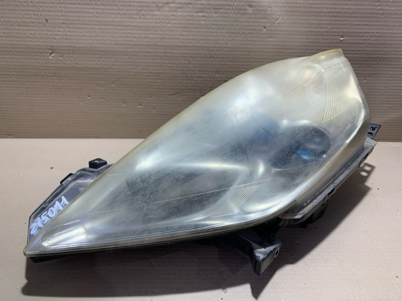 Фара левая NISSAN LEAF 10-17 26060-3NL5A Б/У