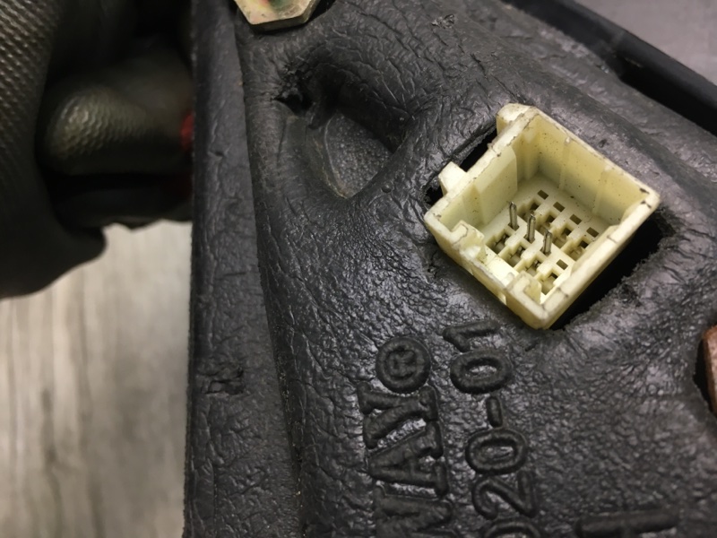 Зеркало правое AVENGER 07-14 Зеркало правое AVENGER 07-14