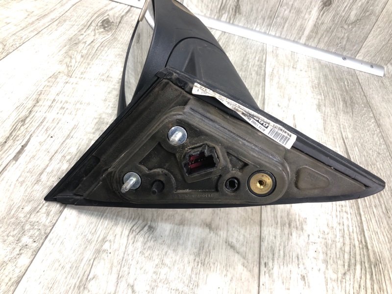 Зеркало правое TAURUS 10-19