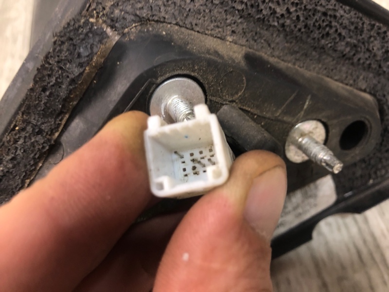 Зеркало левое ALTIMA L32 07-12