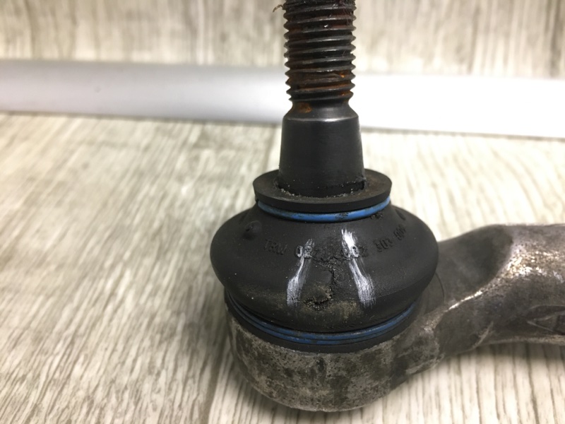 Рулевая рейка PASSAT B7 11-15 2.5