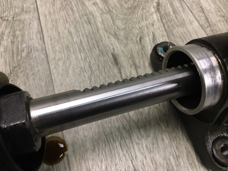 Рулевая рейка PASSAT B7 11-15 2.5