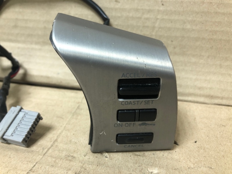 Кнопки на руль INFINITI FX S50 03-08 3.5 VQ35DE