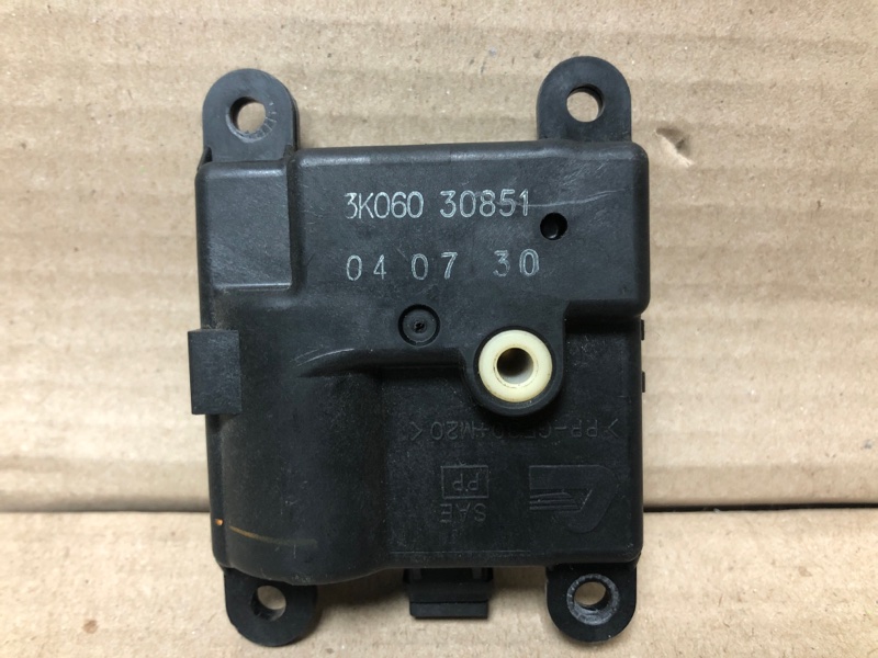 Моторчик заслонки печки FX S50 03-08 2004 3.5 VQ35DE