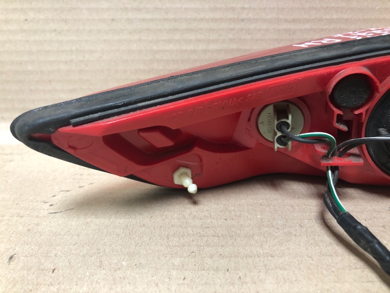 Фонарь наружный задний правый FX S50 03-08 2004 3.5 VQ35DE