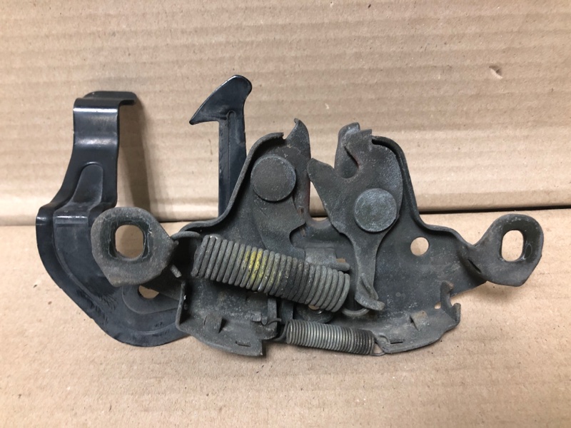 Замок капота FX S50 03-08 2004 3.5 VQ35DE