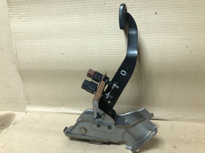 Педаль тормоза FX S50 03-08 2004 3.5 VQ35DE