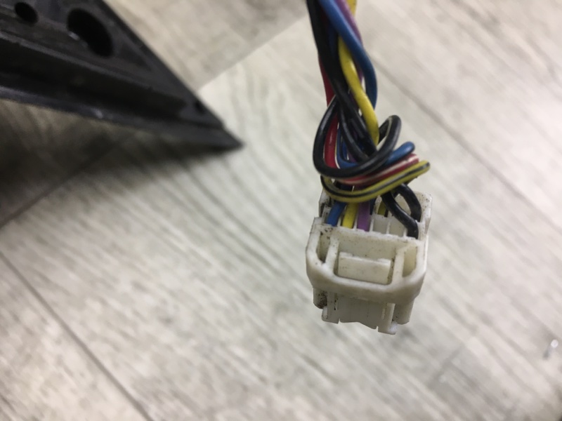 Зеркало правое G25/G35/G37/Q40 06-14 Зеркало правое G25/G35/G37/Q40 06-14