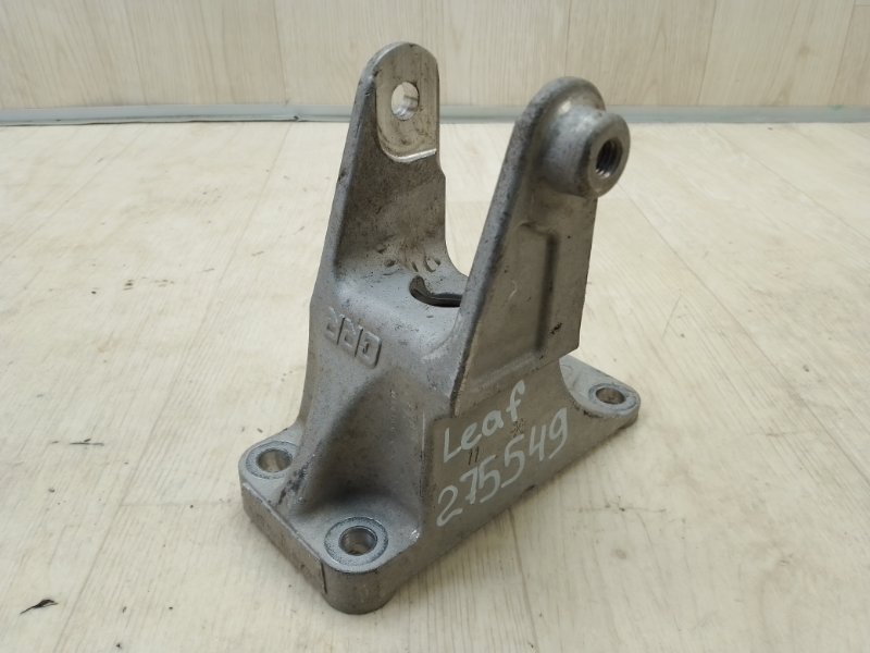 Кронштейн двигателя задний NISSAN LEAF 10-17 11333-3NA0A Б/У