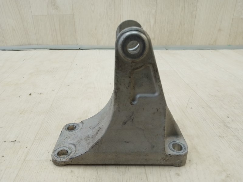 Кронштейн двигателя задний NISSAN LEAF 10-17