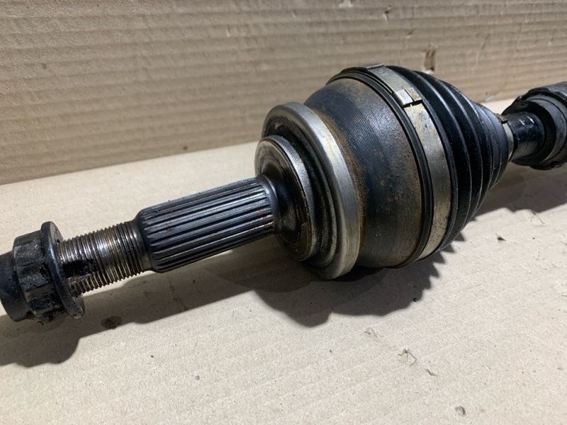 Привод передний левый PRIUS - 30 09-17 1.8 2ZR-FXE