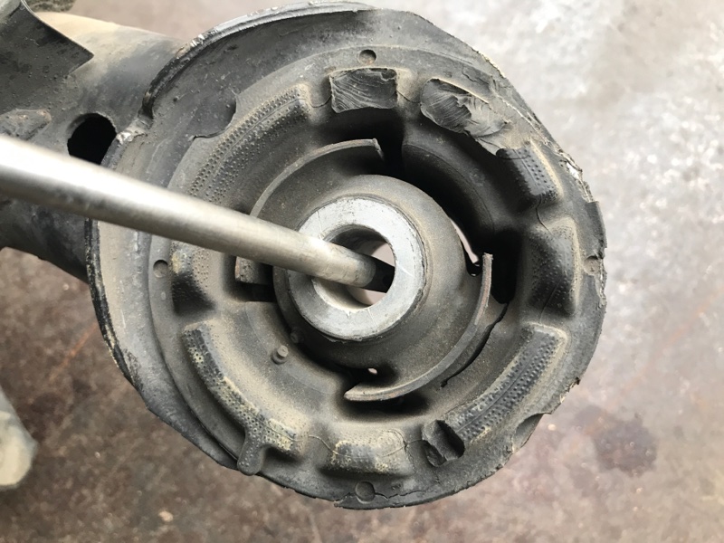 Балка задней подвески IS250/350 05-13 2010 Седан 2.5