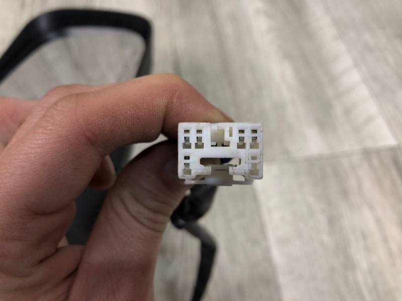 Зеркало правое QX56 / TITAN / ARMADA 04-16