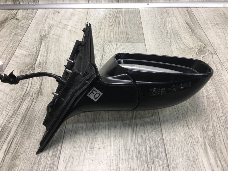 Зеркало правое G25/G35/G37/Q40 06-14