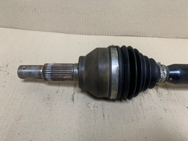 Привод передний левый NISSAN LEAF 10-17 ZE0