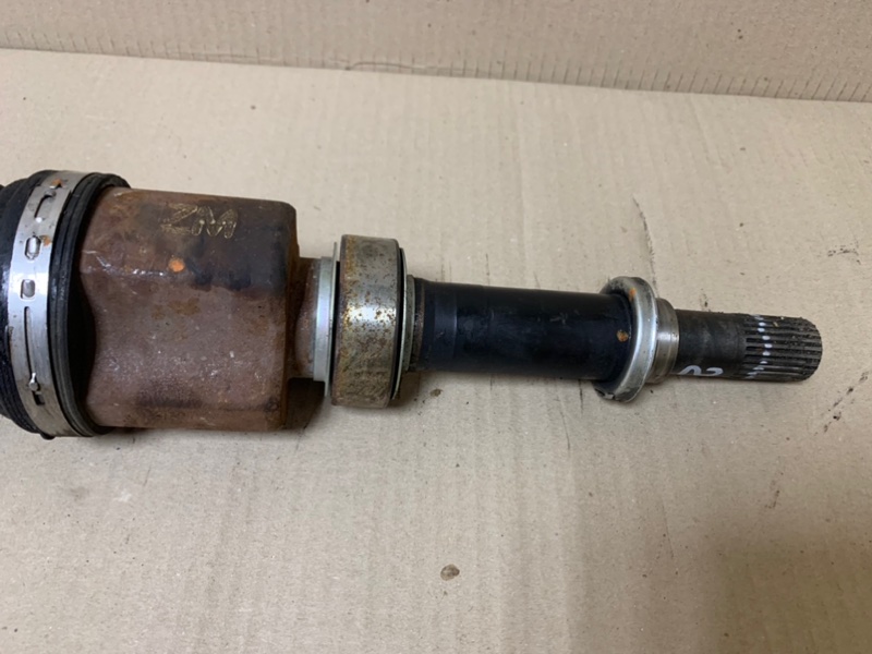 Привод передний правый LEAF 10-17 ZE0