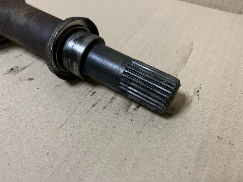 Привод передний правый LEAF 10-17 ZE0