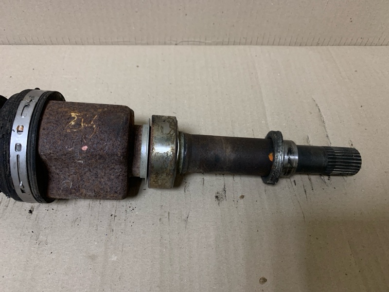 Привод передний правый LEAF 10-17 ZE0