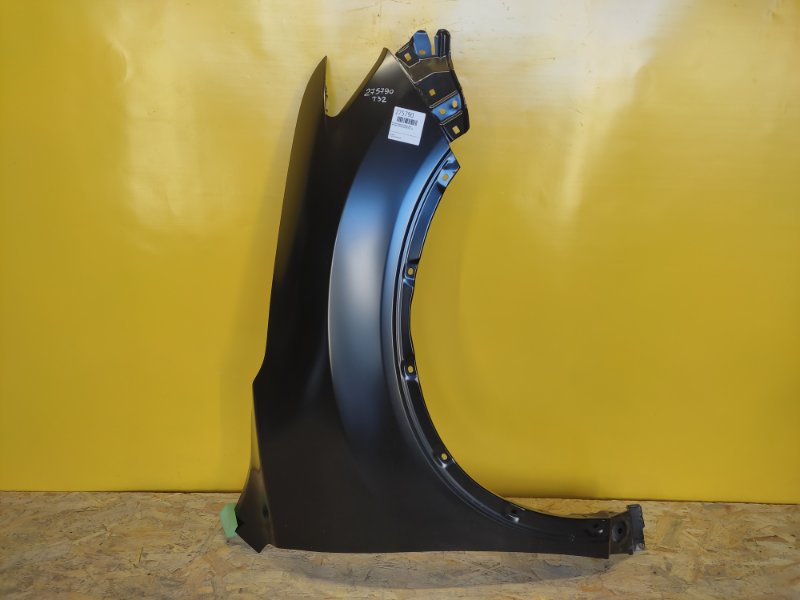 Крыло переднее переднее правое NISSAN X-TRAIL/ROGUE T32 13-20 F3100-4CCMA новая