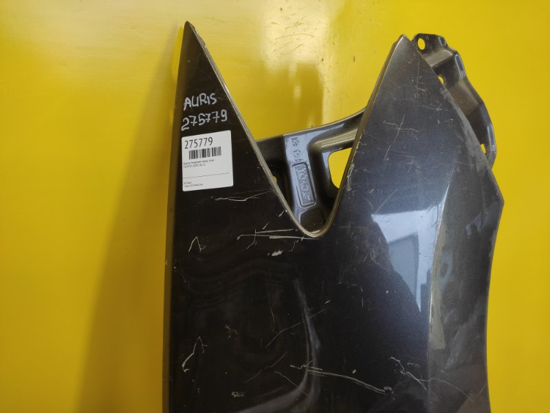 Крыло переднее переднее правое AURIS 06-12