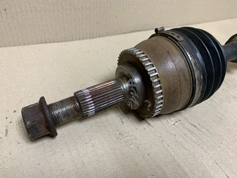 Привод передний правый X-TRAIL T30 01-07 Привод передний правый X-TRAIL T30 01-07