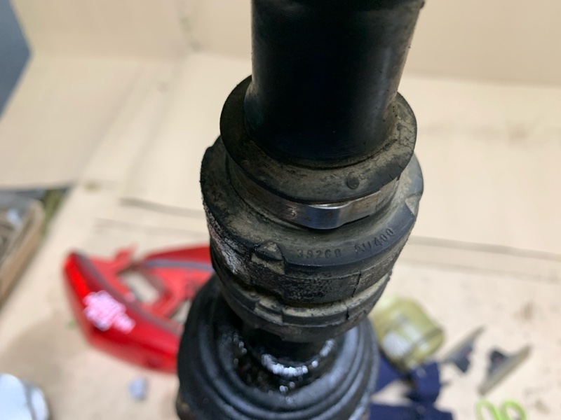 Привод передний правый X-TRAIL T30 01-07 Привод передний правый X-TRAIL T30 01-07