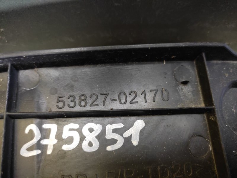 Пыльник крыла передний правый AURIS 13-18