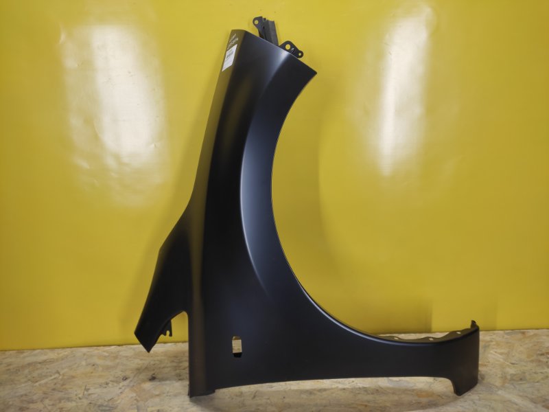 Крыло переднее переднее правое NISSAN LEAF 10-17 63100-3NF0A новая