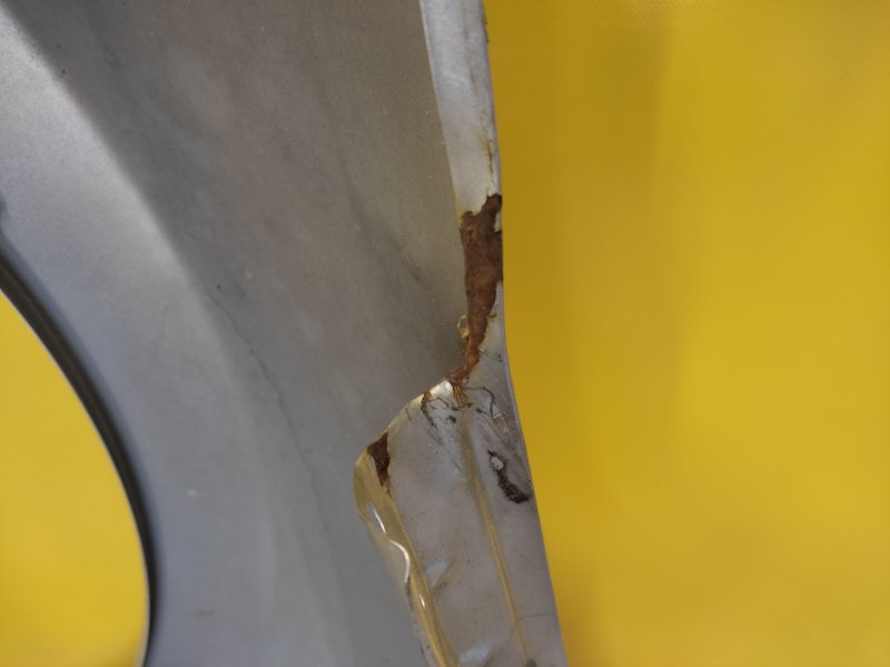 Крыло переднее переднее правое LEAF 10-17