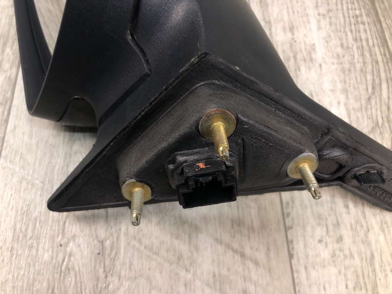 Зеркало правое TAURUS 07-09