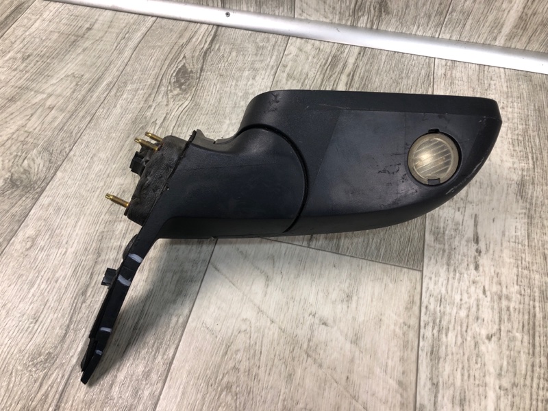 Зеркало правое TAURUS 07-09 Зеркало правое TAURUS 07-09