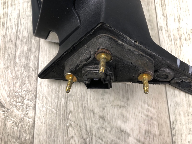 Зеркало правое TAURUS 07-09 Зеркало правое TAURUS 07-09