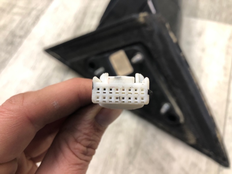 Зеркало правое MAXIMA A35 08-15