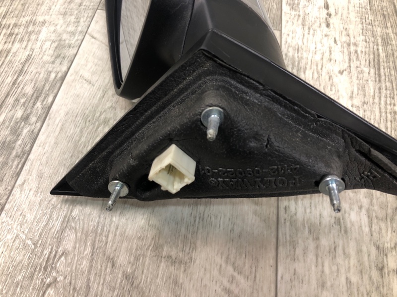 Зеркало правое 200 10-14