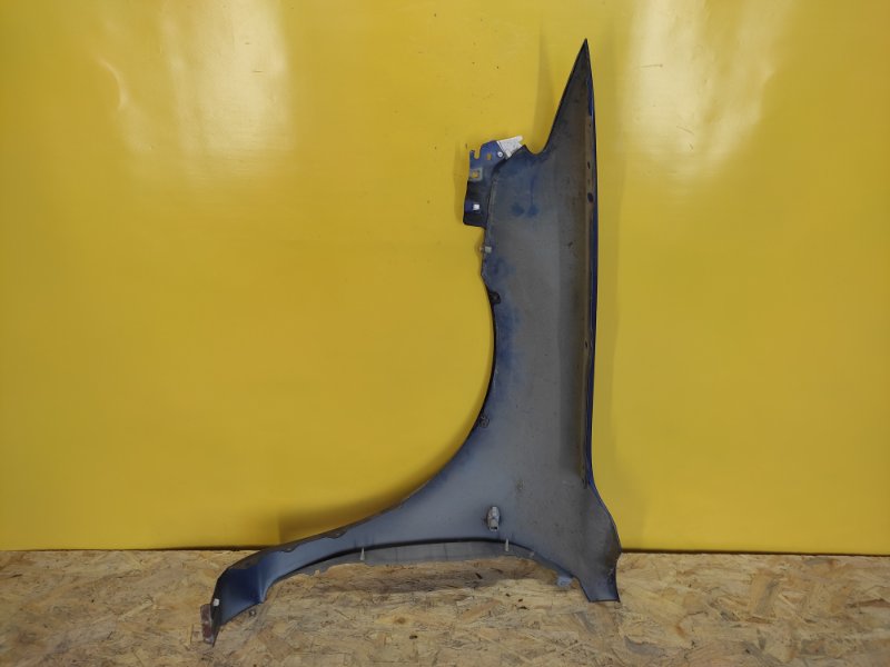 Крыло переднее переднее правое MAZDA 6 GG 02-07 Крыло переднее переднее правое MAZDA 6 GG 02-07