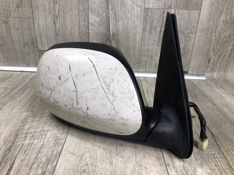 Зеркало правое TOYOTA TUNDRA 99-06 87910-0C907 Б/У