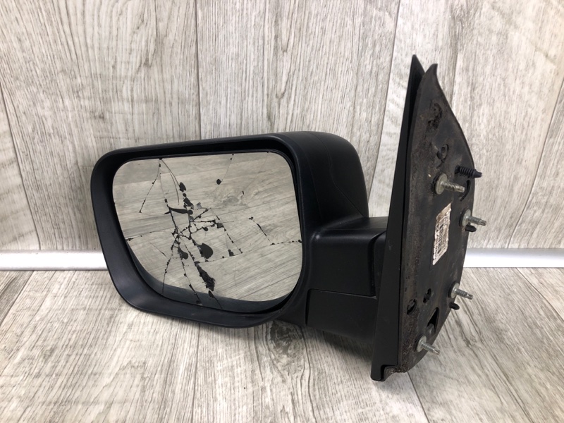 Зеркало левое NISSAN QX56 / TITAN / ARMADA 04-16