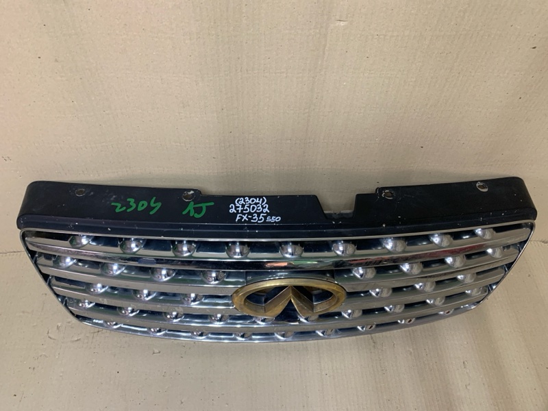 Решетка радиатора FX S50 03-08 2004 3.5 VQ35DE