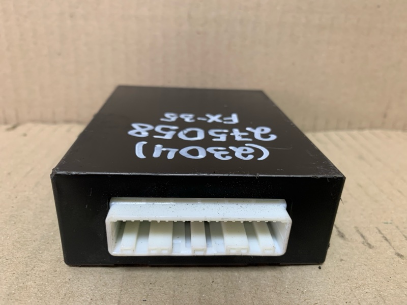 Блок управления центральным замком FX S50 03-08 2004 3.5 VQ35DE