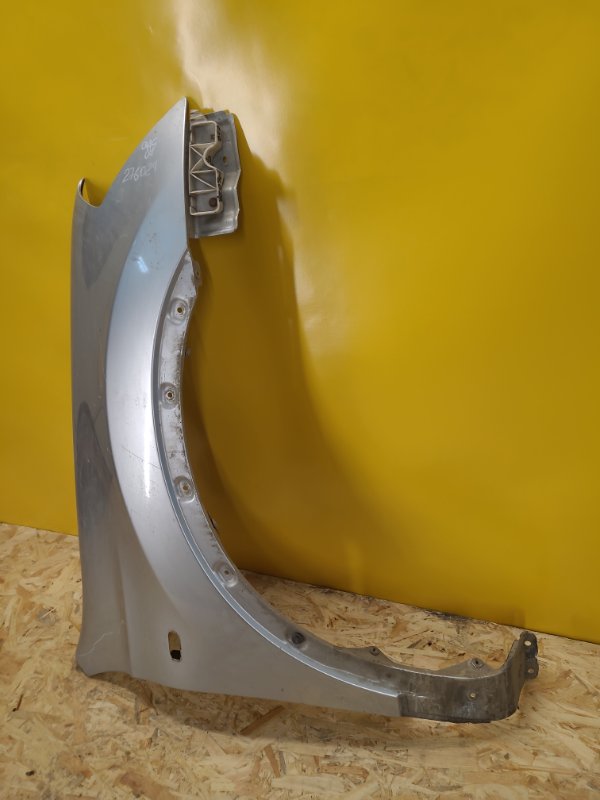 Крыло переднее переднее правое QASHQAI 07-14