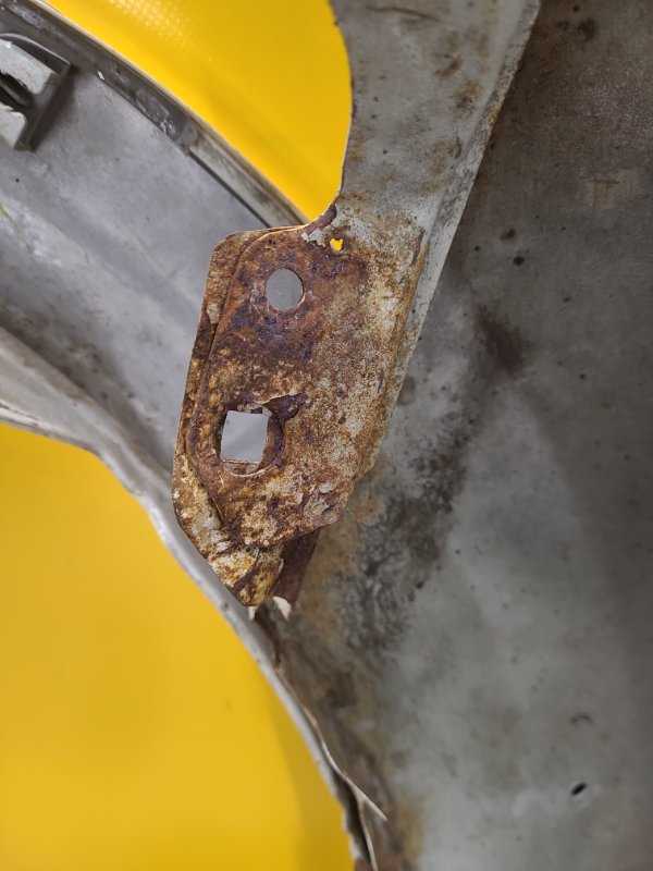 Крыло переднее переднее правое PAJERO 06-21