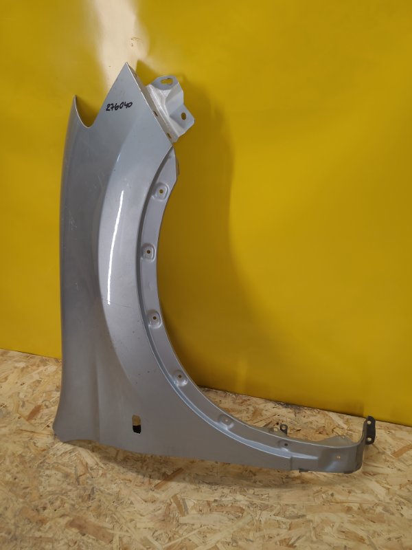 Крыло переднее переднее правое QASHQAI 07-14