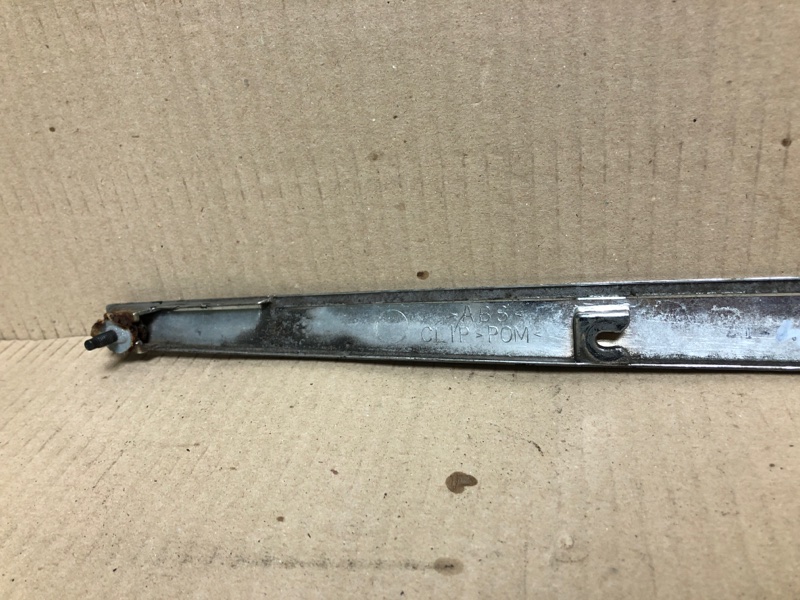 Накладка крышки багажника FX S50 03-08 2004 3.5 VQ35DE