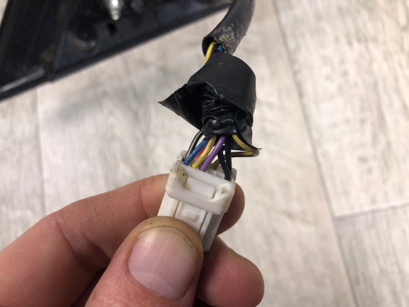 Зеркало правое G25/G35/G37/Q40 06-14 Зеркало правое G25/G35/G37/Q40 06-14