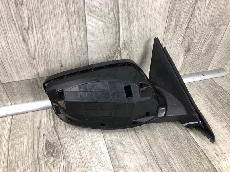 Зеркало правое CROSSTOUR 09-15